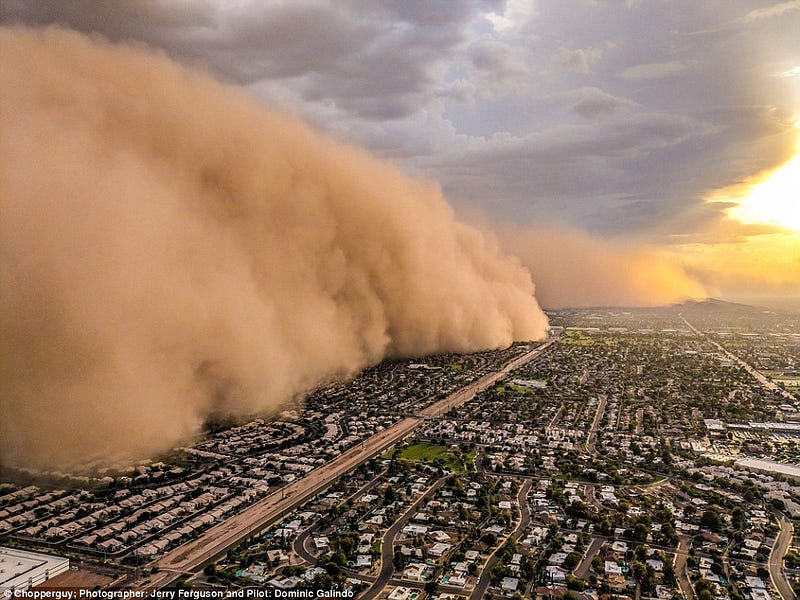 Updrafts forming a haboob